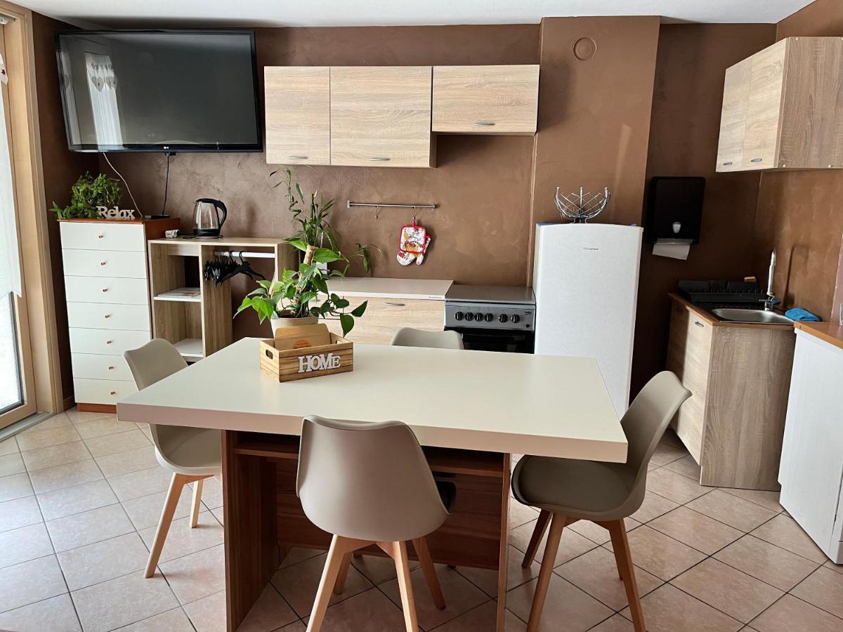Residenze Vezza - La Corteccia- Apartment Vezza dʼOglio Екстериор снимка